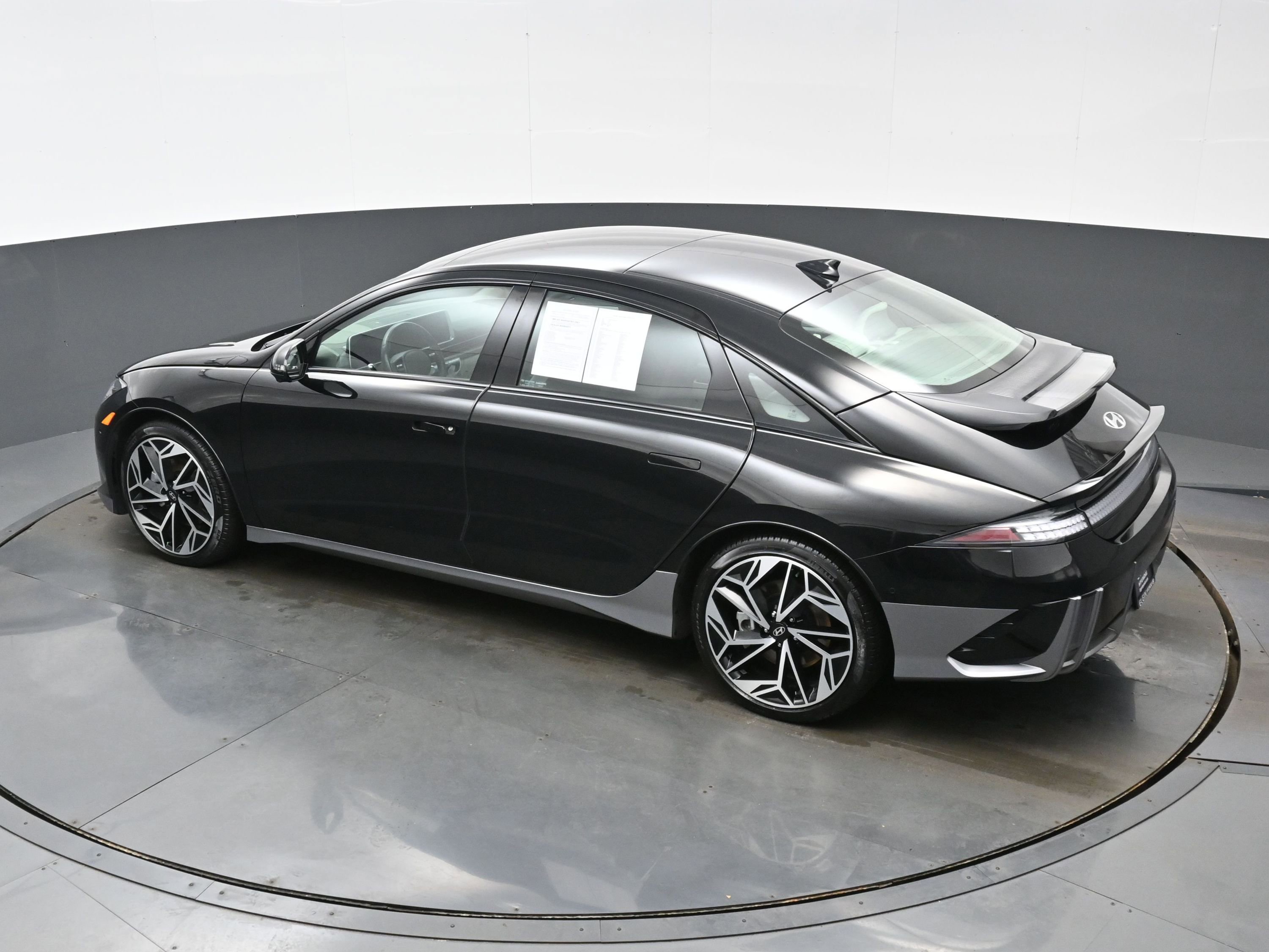 Certified 2024 Hyundai Ioniq 6 Limited image 36