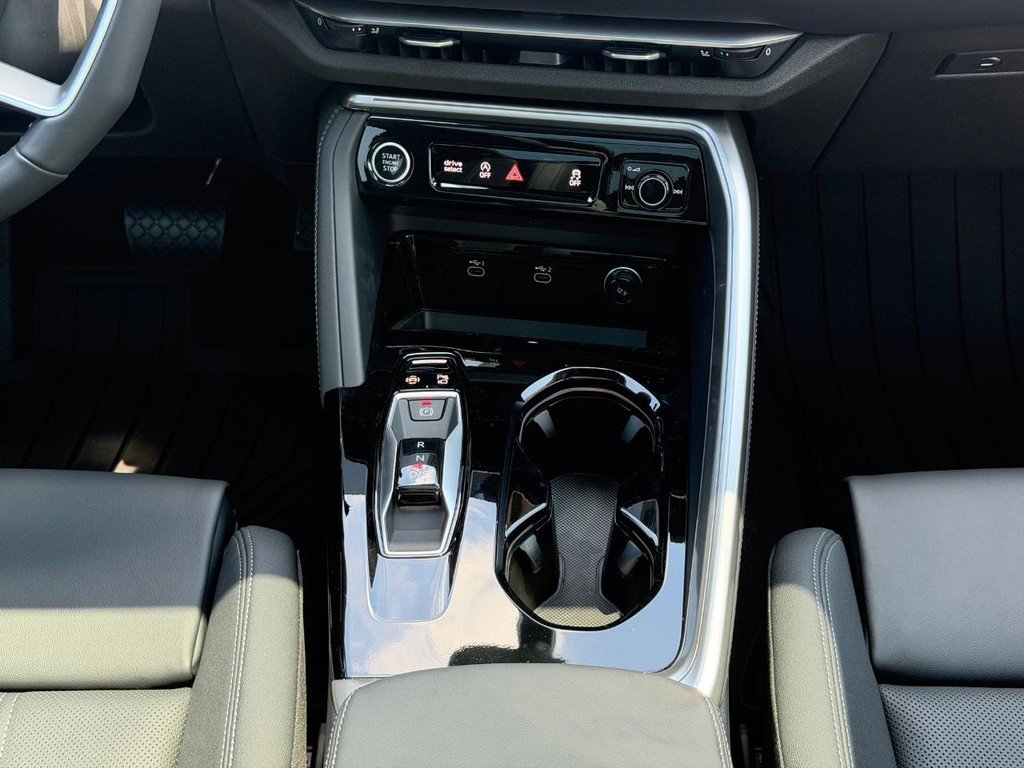 New 2026 Audi Q5 Premium Plus AWD/4WD image 8