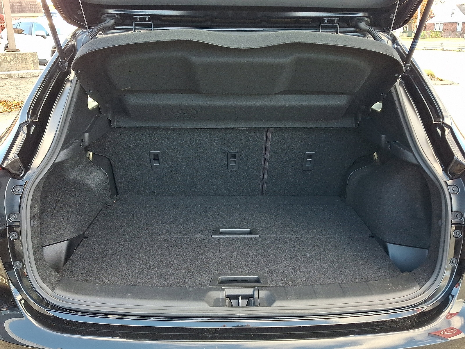 Used 2020 Nissan Rogue Sport SV image 28