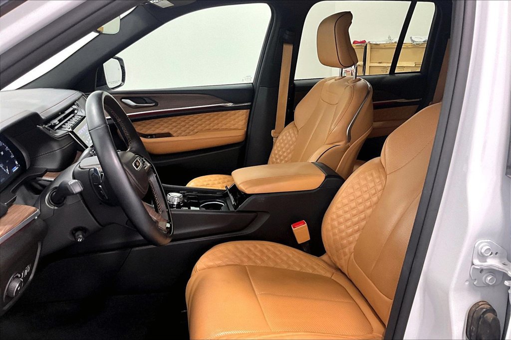 Used 2022 Jeep Grand Cherokee Summit RWD image 26