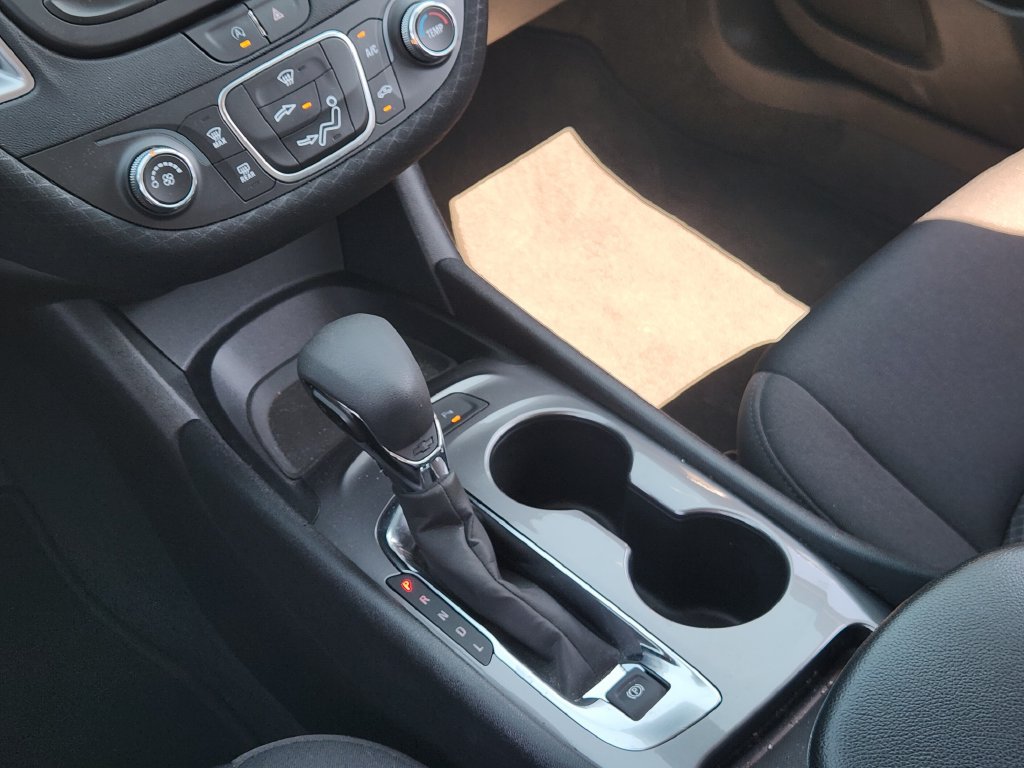 Used 2025 Chevrolet Malibu LS FWD image 15