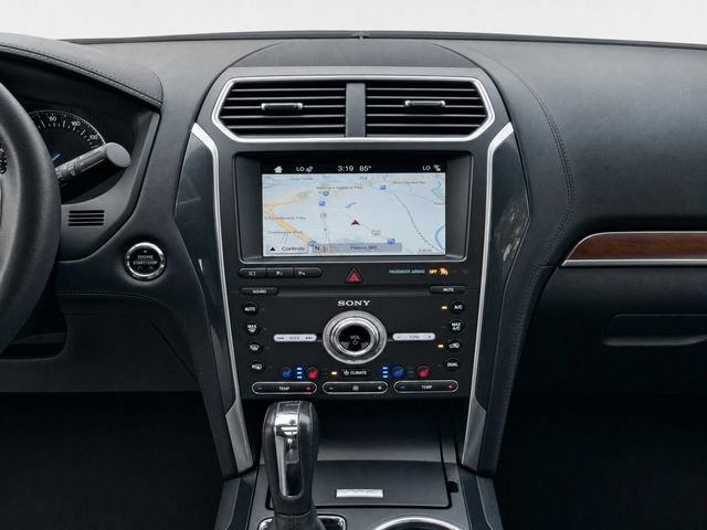 Used 2019 Ford Explorer Platinum AWD/4WD image 17