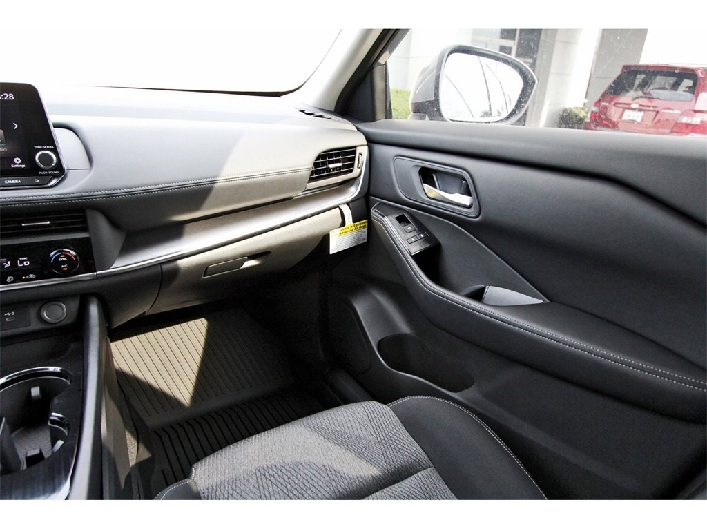 New 2026 Nissan Rogue SV image 10