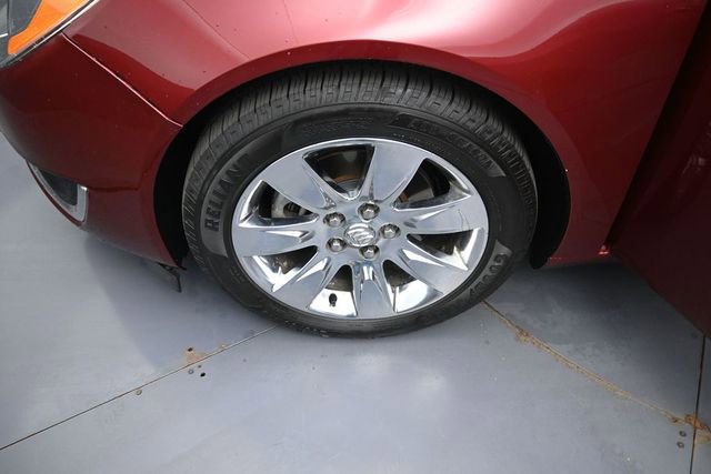 Used 2017 Buick Regal Premium w/ Driver Confidence Package #2 FWD image 32
