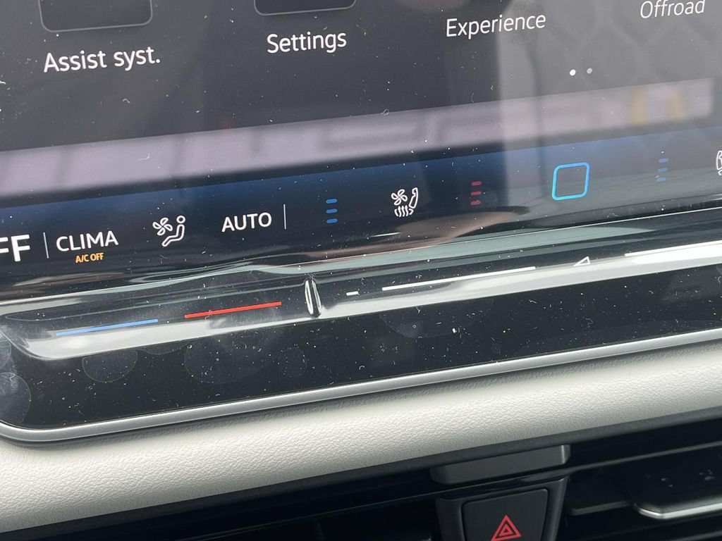 New 2026 Volkswagen Tiguan SEL R-Line AWD/4WD image 21