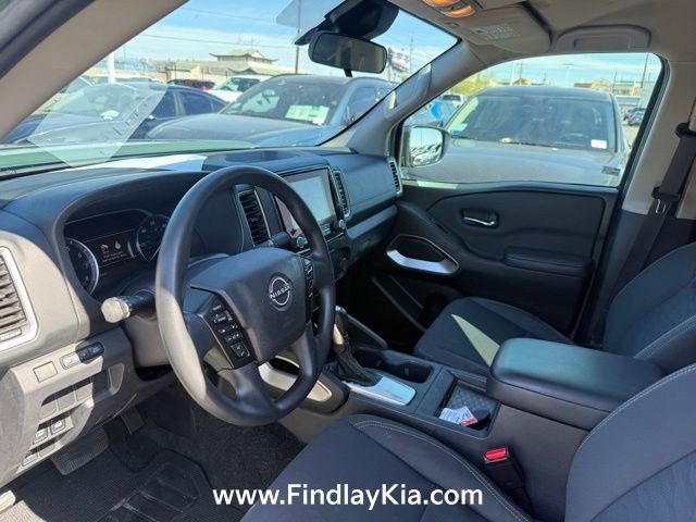 Used 2023 Nissan Frontier SV w/ Tow Package AWD/4WD image 9