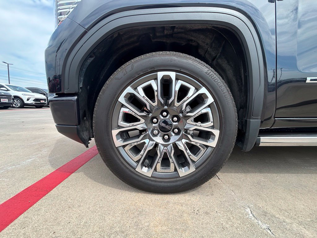 Used 2023 GMC Sierra 1500 Denali Ultimate AWD/4WD image 6