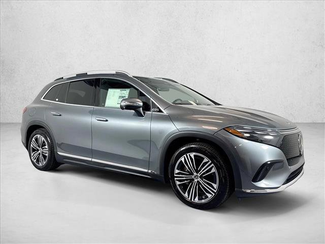 New 2026 Mercedes-Benz EQS 400 4MATIC SUV image 3