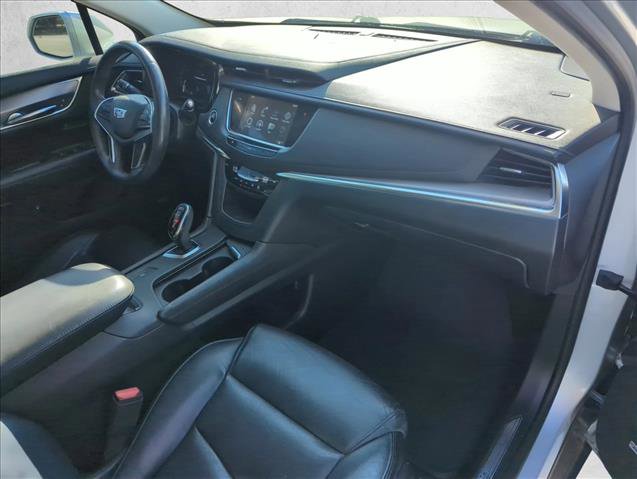 Used 2017 Cadillac XT5 Luxury w/ LPO, Wheel Lock Package FWD image 24