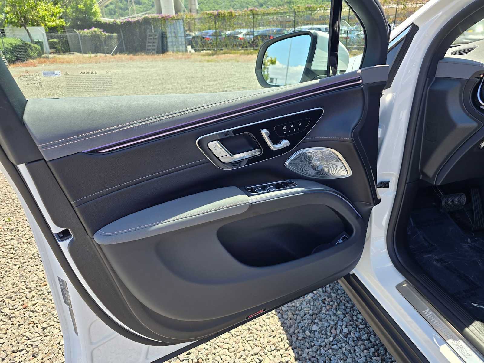 New 2026 Mercedes-Benz EQS 400 4MATIC SUV image 20