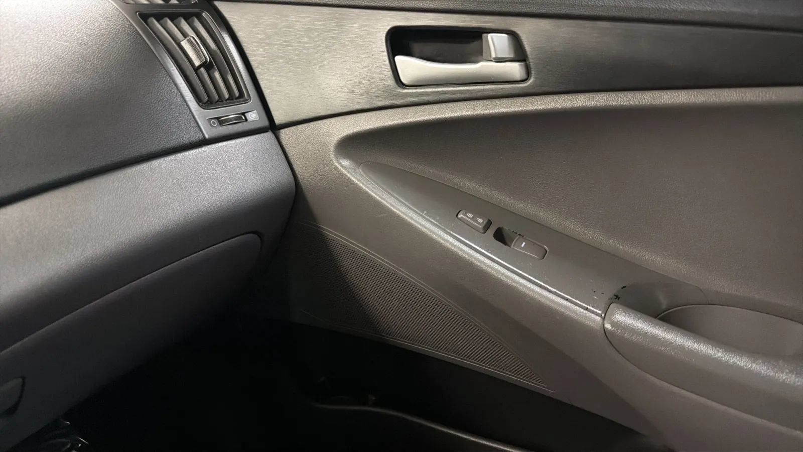 Used 2013 Hyundai Sonata GLS FWD image 15