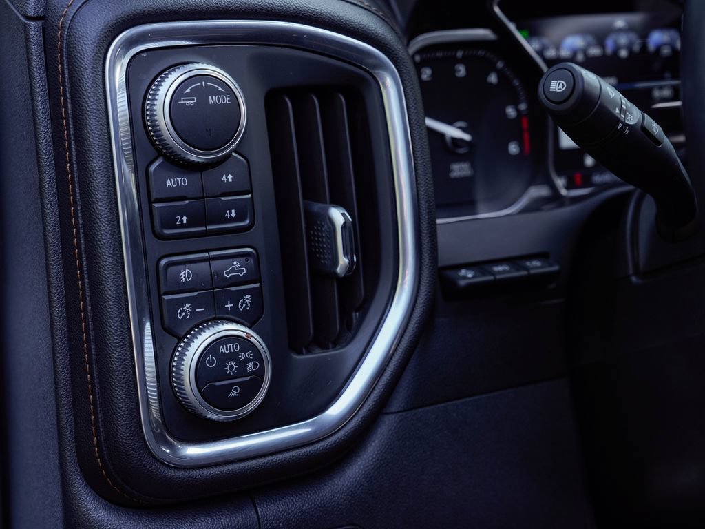 Used 2020 GMC Sierra 1500 AT4 w/ AT4 Premium Package AWD/4WD image 11