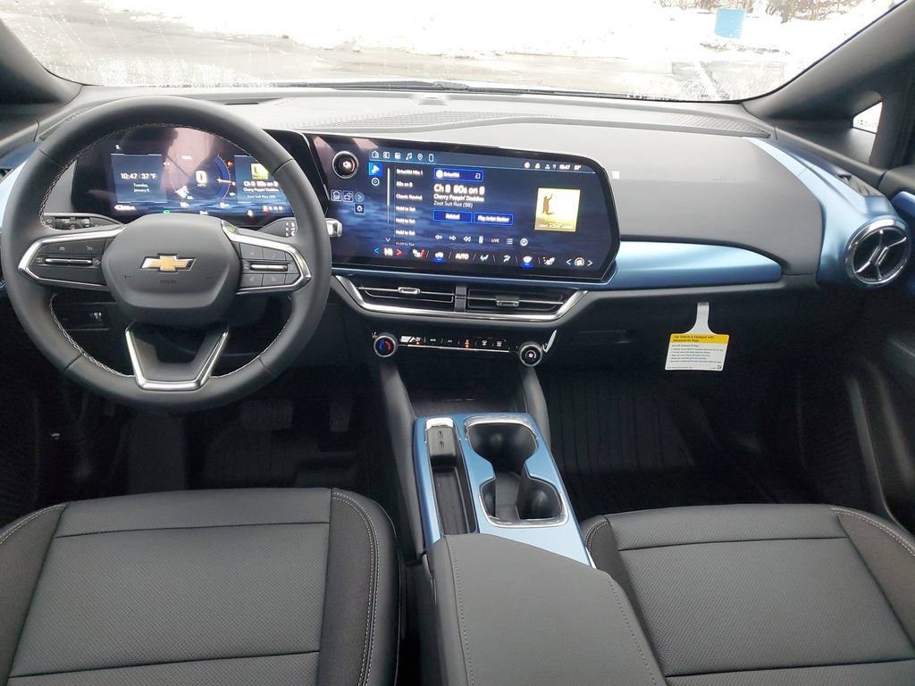 New 2026 Chevrolet Equinox EV LT FWD image 12
