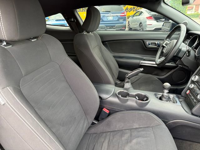 Used 2017 Ford Mustang GT w/ GT Performance Package image 22