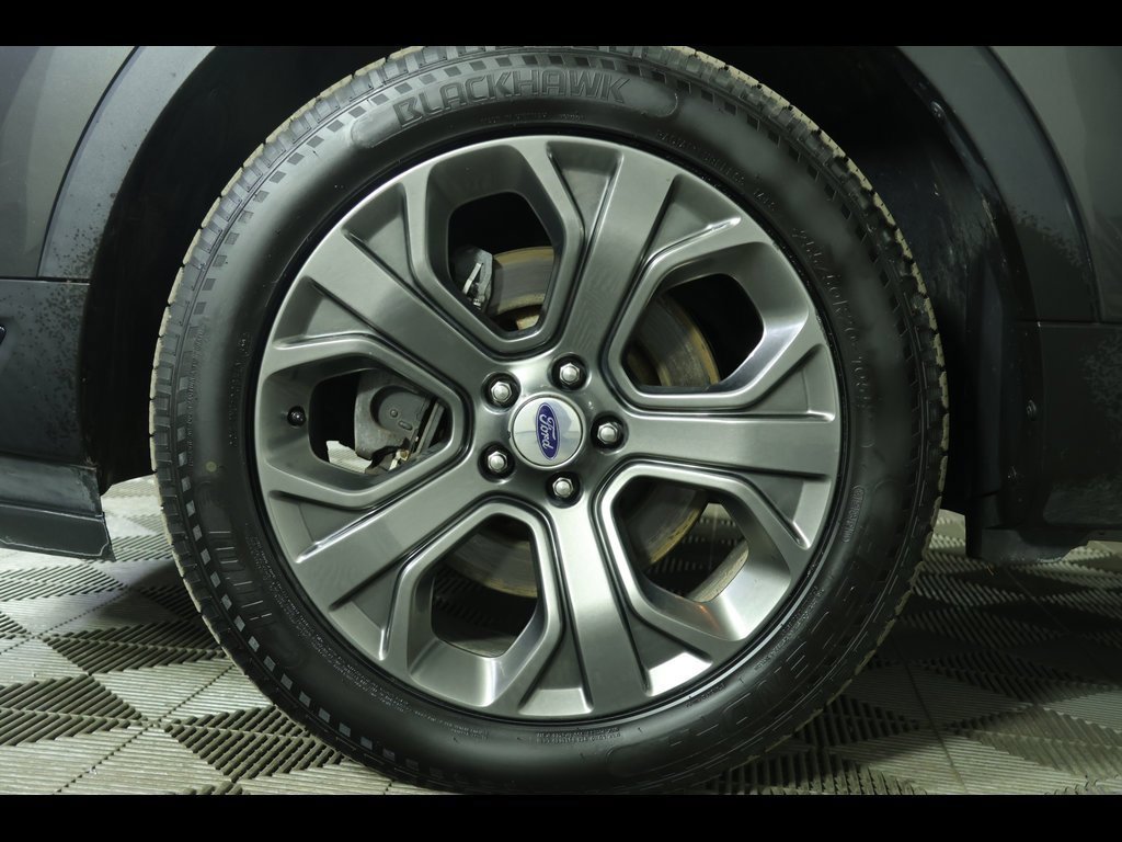 Used 2018 Ford Explorer Sport image 12