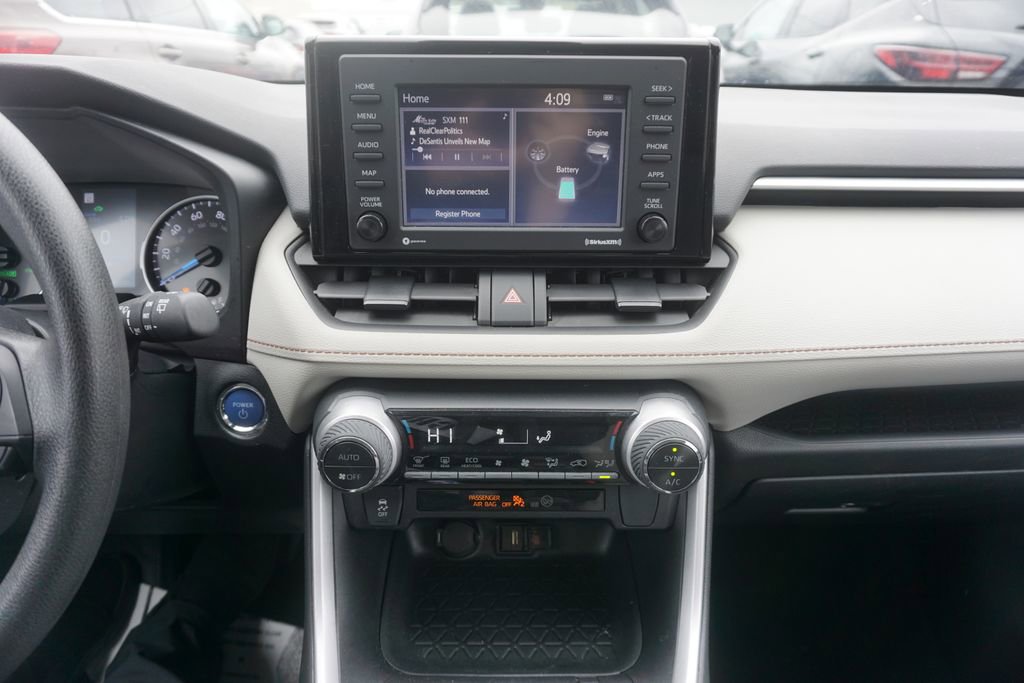 Used 2022 Toyota RAV4 XLE w/ Convenience Package AWD/4WD image 9