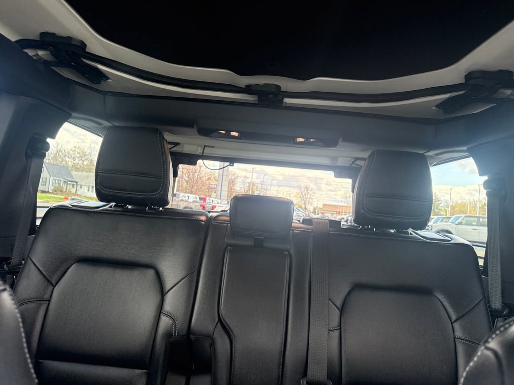 Used 2025 Ford Bronco Big Bend w/ Black Diamond Package image 38