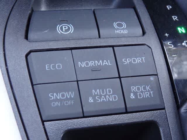 Certified 2025 Toyota RAV4 XLE AWD/4WD image 24