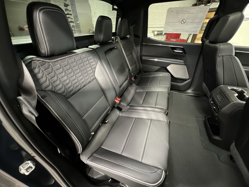 New 2025 GMC Sierra EV Denali image 27