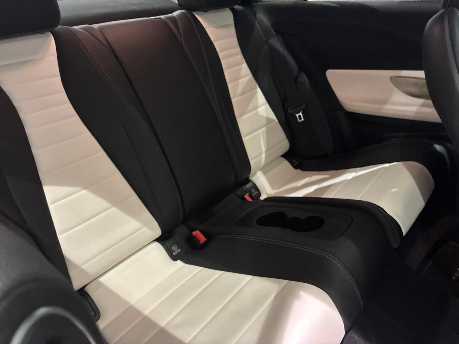 Used 2022 Mercedes-Benz E 450 4MATIC Coupe image 32