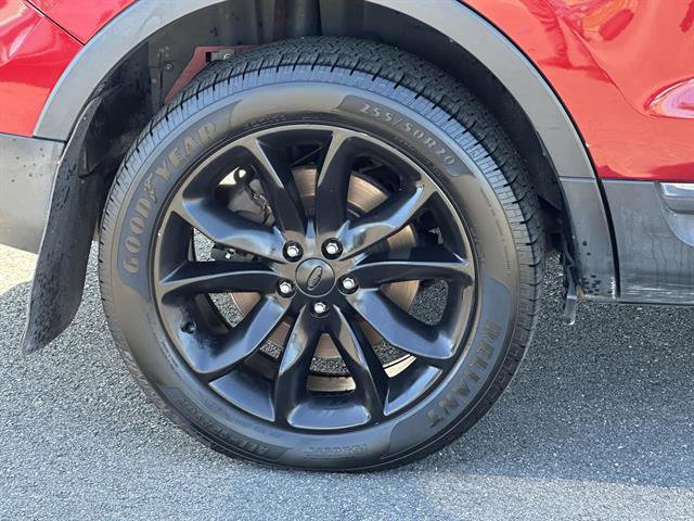 Used 2015 Ford Explorer Limited w/ Equipment Group 301A image 7