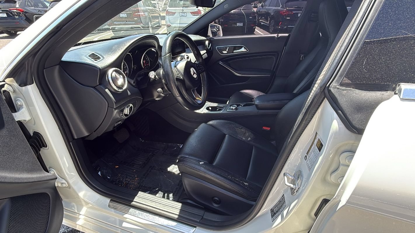 Used 2017 Mercedes-Benz CLA 250 4MATIC image 10