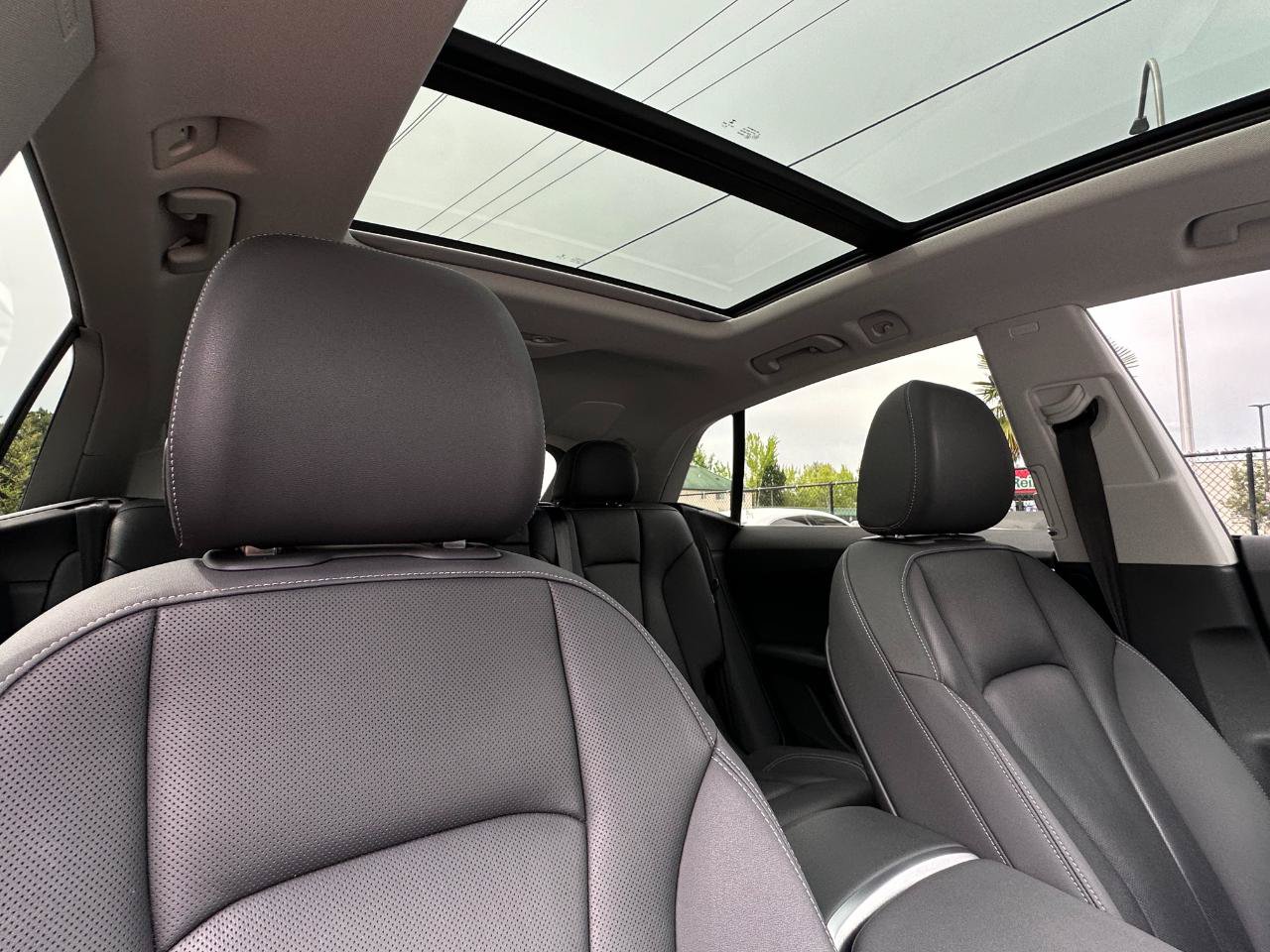 Used 2019 Audi Q8 Premium Plus w/ Premium Plus AWD/4WD image 33
