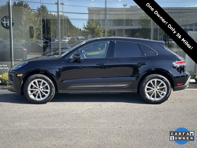Used 2025 Porsche Macan w/ Premium Package Plus image 3