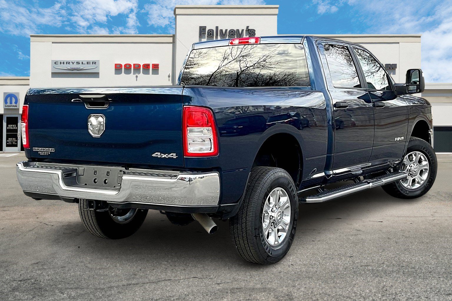 Certified 2024 RAM 2500 Big Horn w/ Bed Utility Group image 2