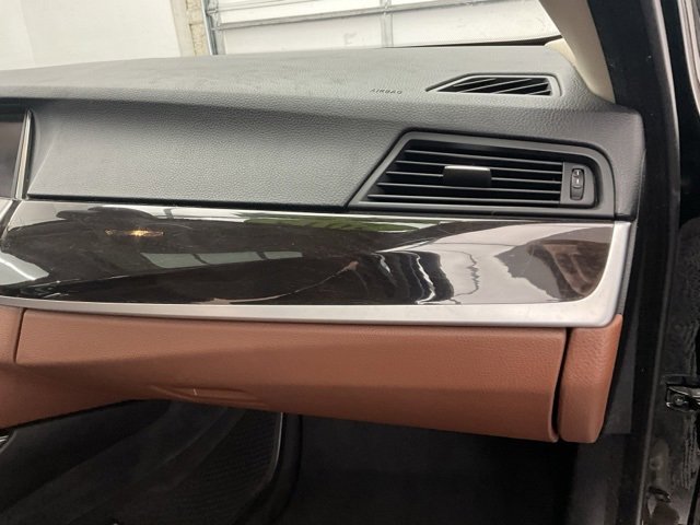 Used 2015 BMW 535i Sedan image 11
