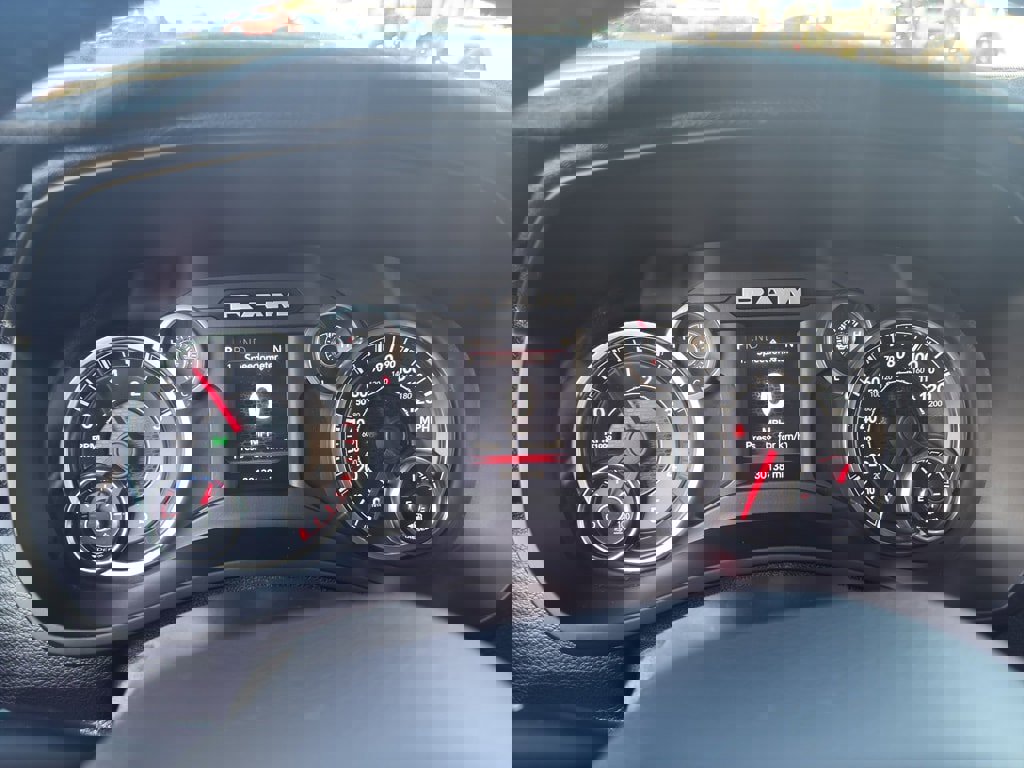 Used 2020 RAM 2500 Big Horn w/ Level 1 Equipment Group image 10