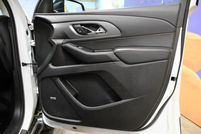 Used 2018 Chevrolet Traverse Premier w/ Redline Edition AWD/4WD image 11