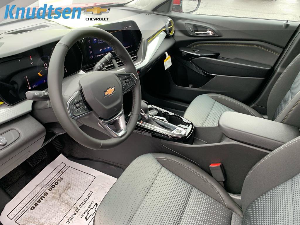 New 2026 Chevrolet Trax LT w/ Driver Confidence Package image 19