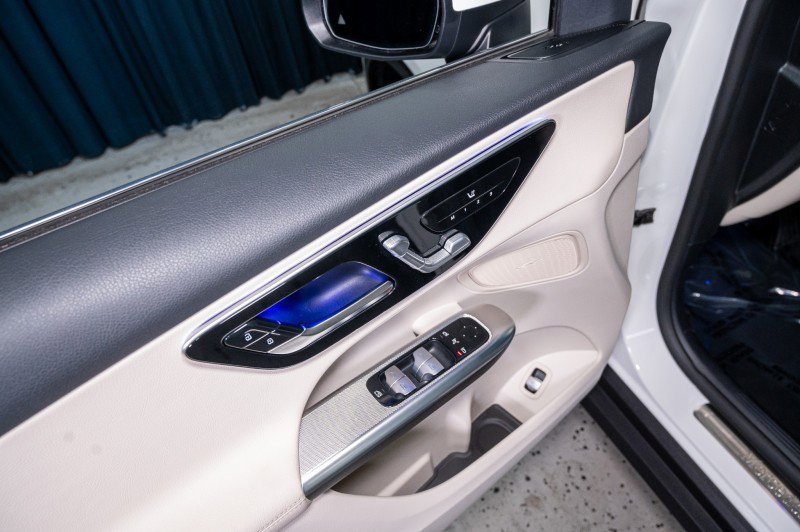 Certified 2026 Mercedes-Benz GLC 300 4MATIC image 10