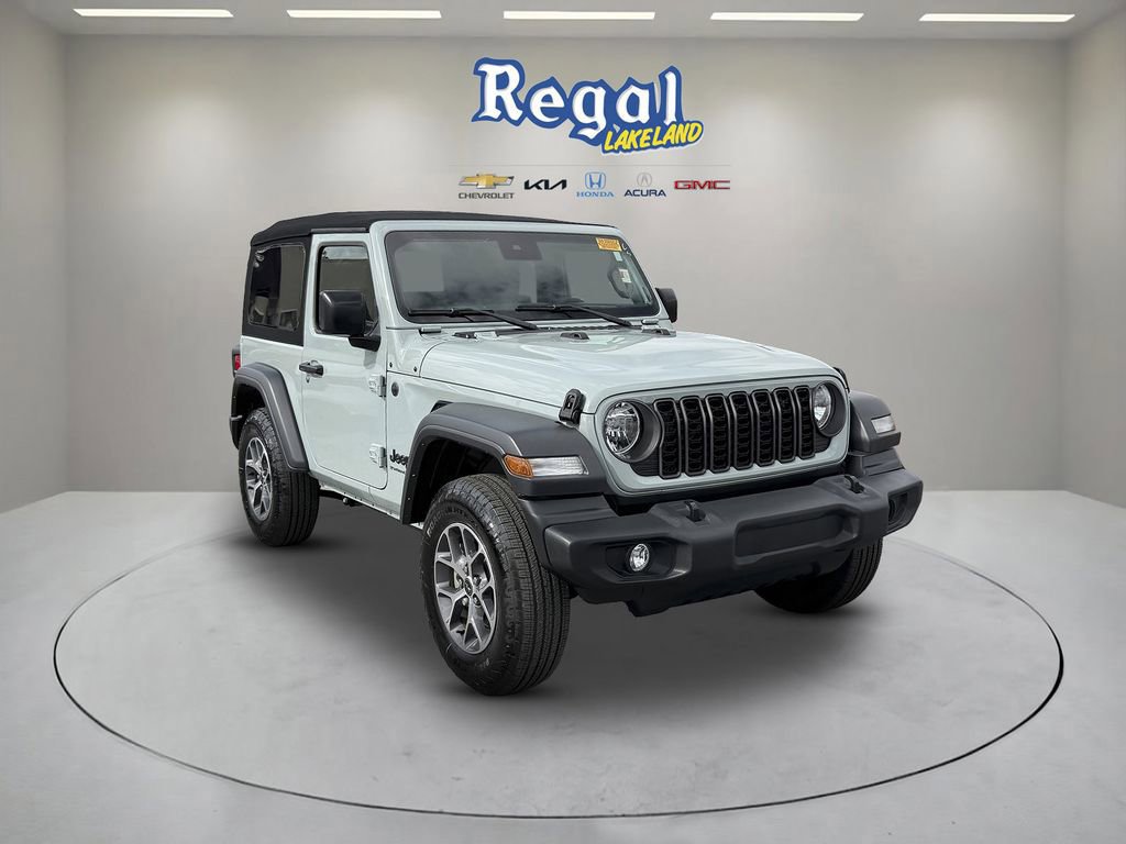 Used 2024 Jeep Wrangler Sport AWD/4WD image 33