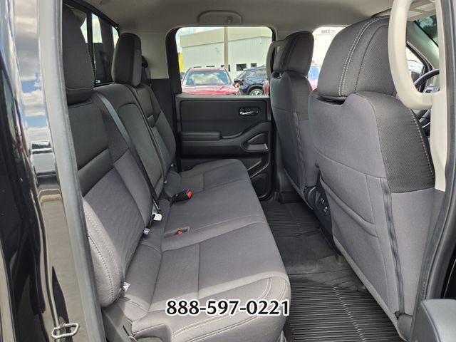 Used 2024 Nissan Frontier SV w/ Hardbody Edition AWD/4WD image 17