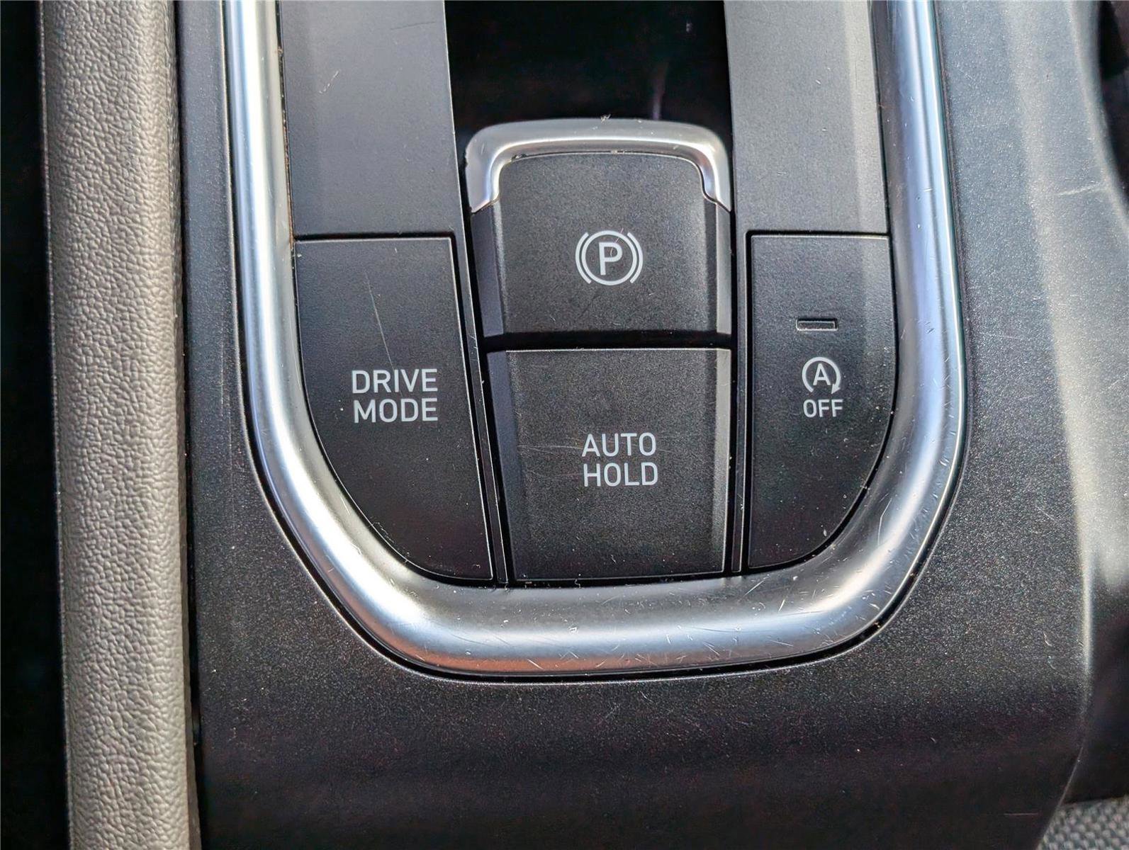 Used 2020 Hyundai Santa Fe SEL image 24