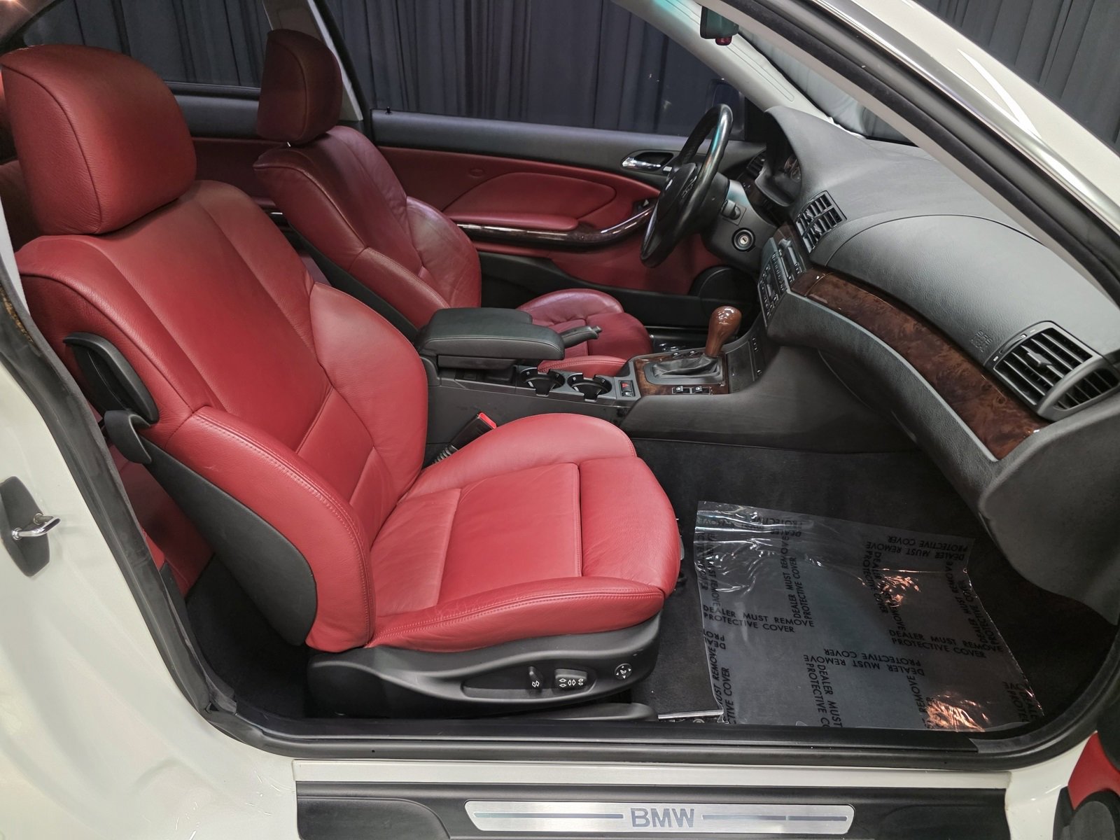 Used 2001 BMW 330Ci Coupe image 2