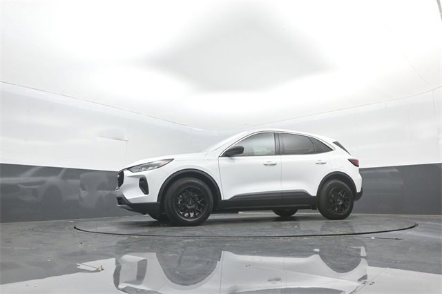 Certified 2024 Ford Escape Active image 27