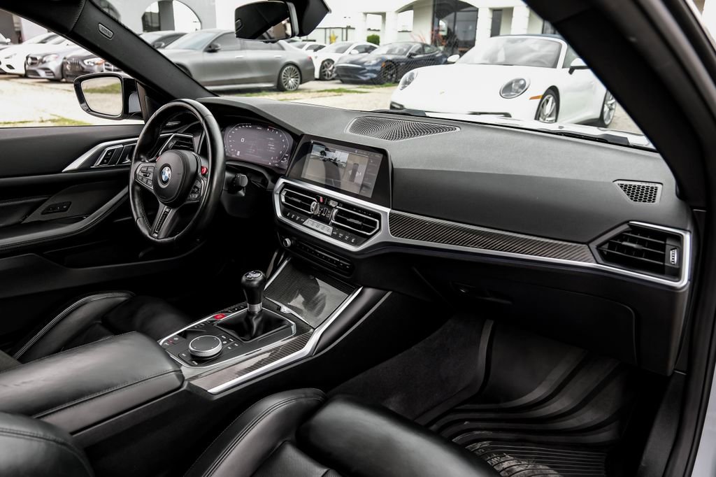 Used 2021 BMW M4 Coupe w/ Executive Package RWD image 9