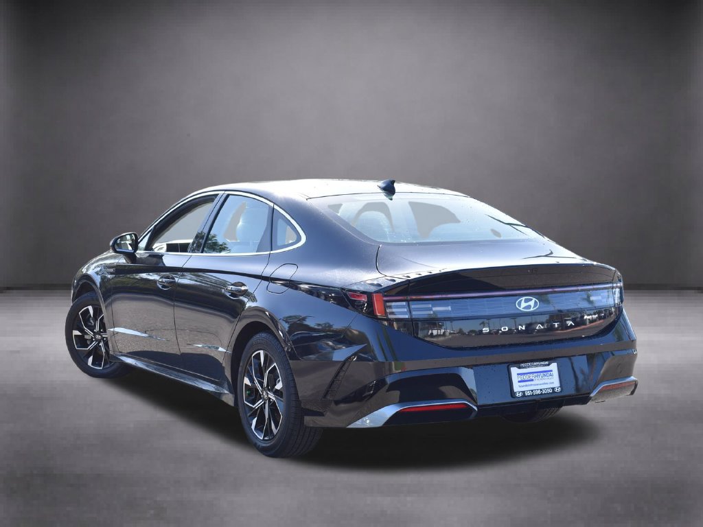 Certified 2024 Hyundai Sonata SEL FWD image 6