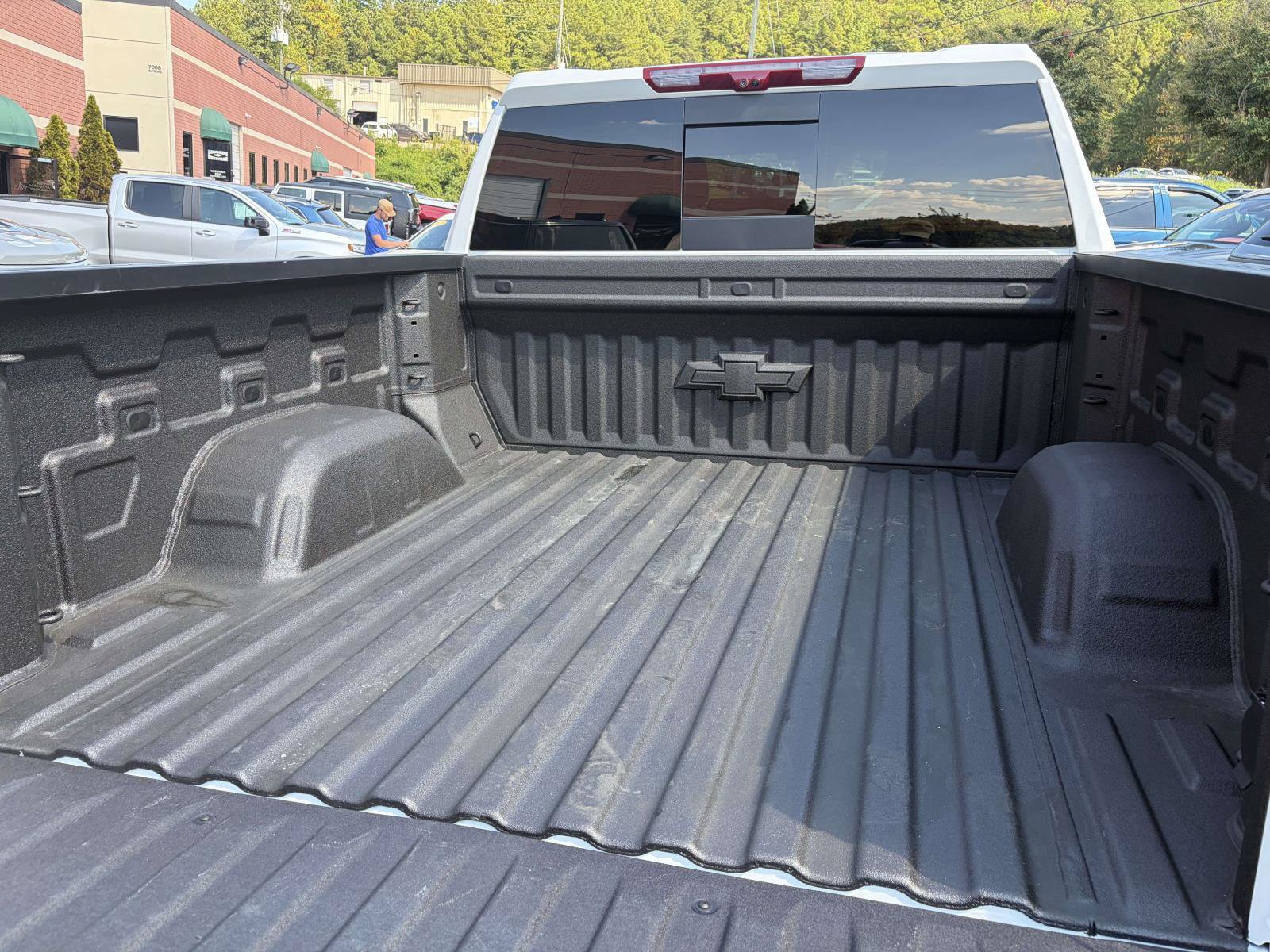 Used 2026 Chevrolet Silverado 1500 ZR2 w/ Dark Appearance Package AWD/4WD image 28