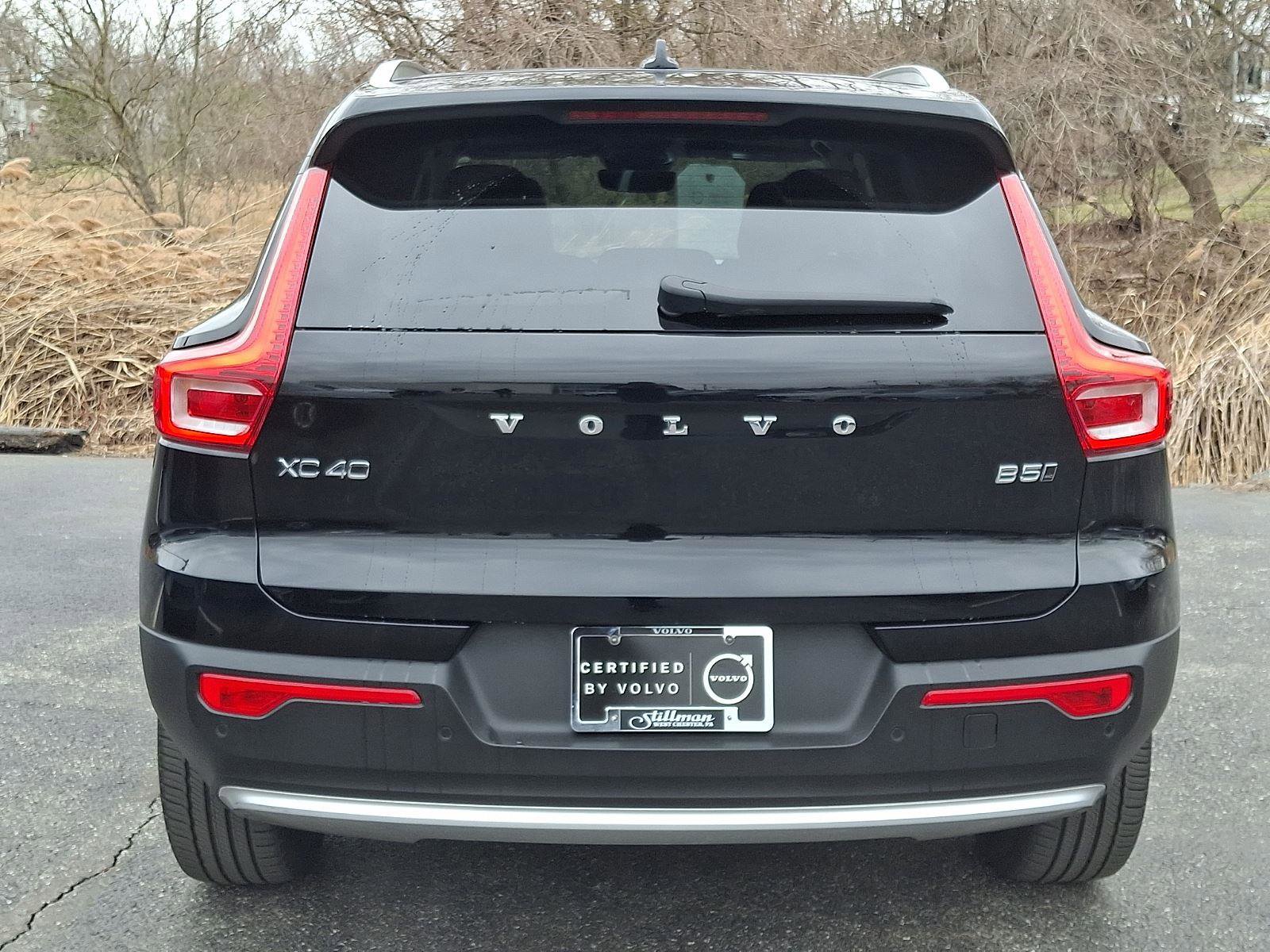 Certified 2023 Volvo XC40 B5 Ultimate w/ Climate Package AWD/4WD image 5