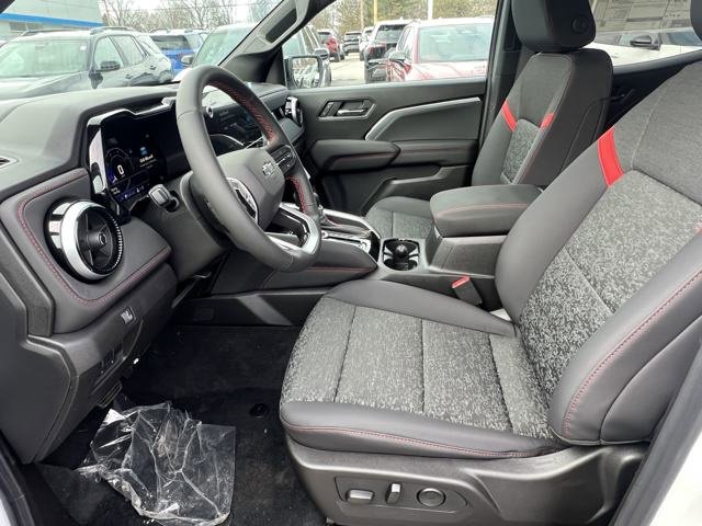 New 2025 Chevrolet Colorado Z71 w/ Midnight Edition image 10