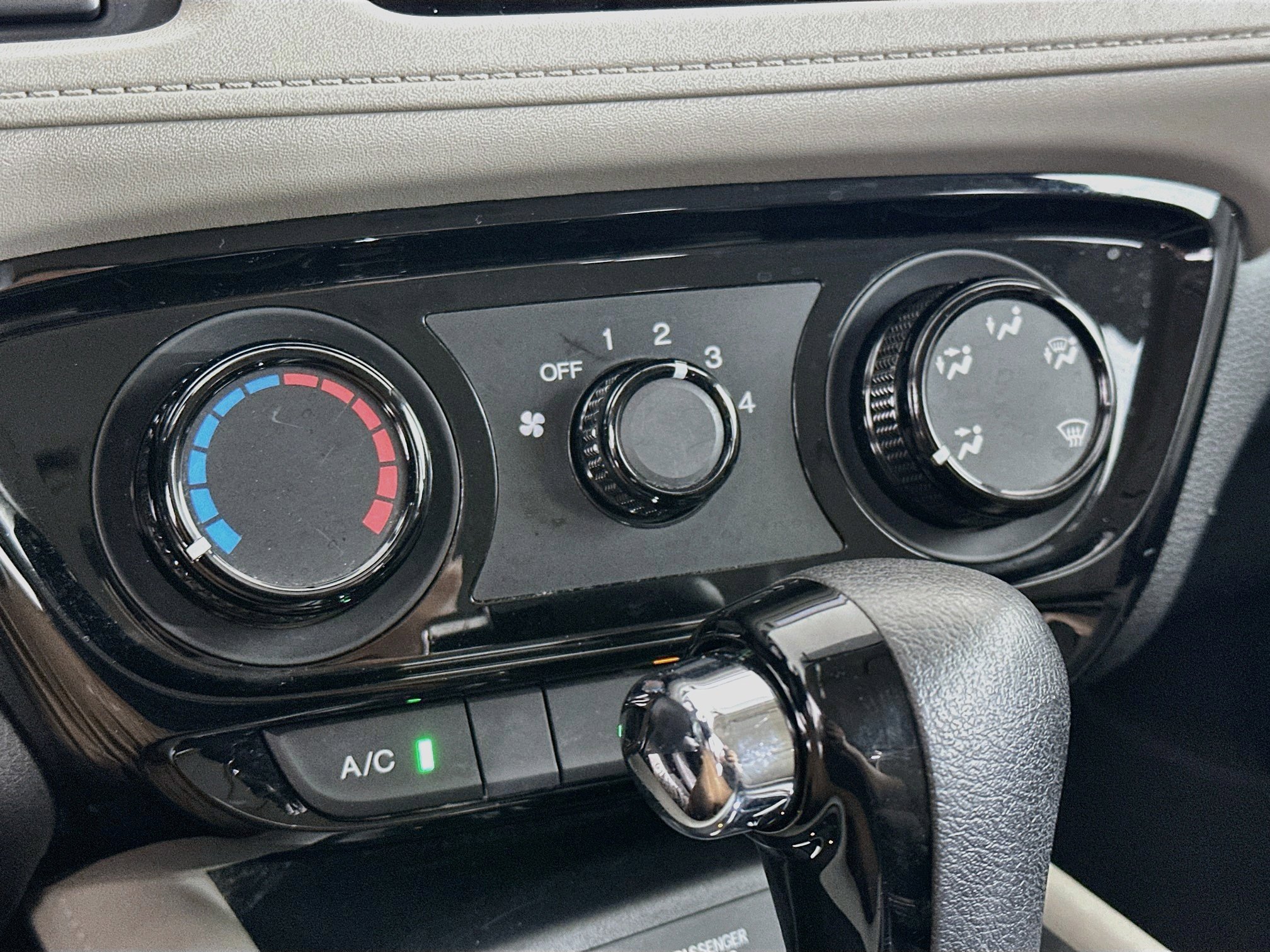 Used 2018 Honda HR-V LX image 23