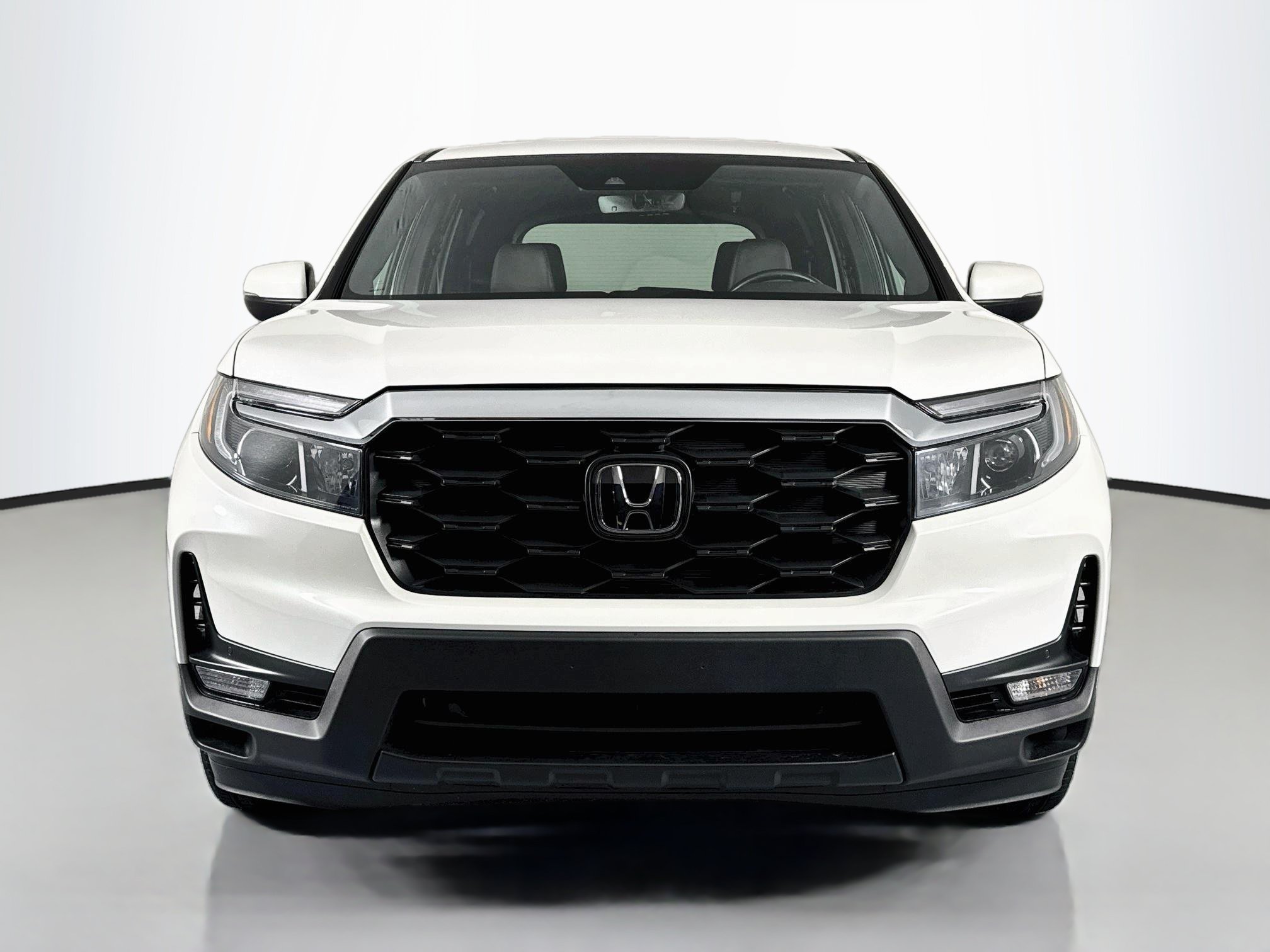 Certified 2024 Honda Passport EX-L image 2