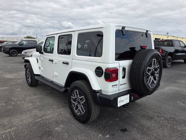 New 2026 Jeep Wrangler Sahara AWD/4WD image 8