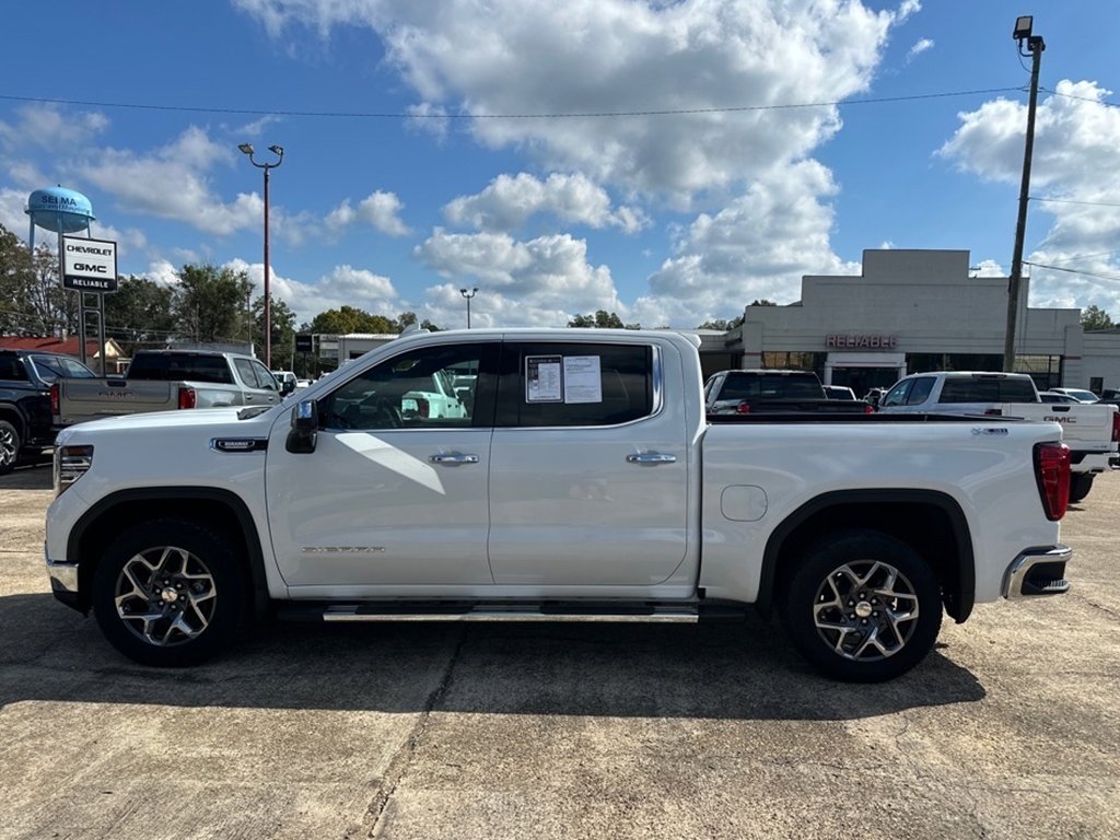 Used 2024 GMC Sierra 1500 SLT w/ SLT Premium Plus Package AWD/4WD image 3