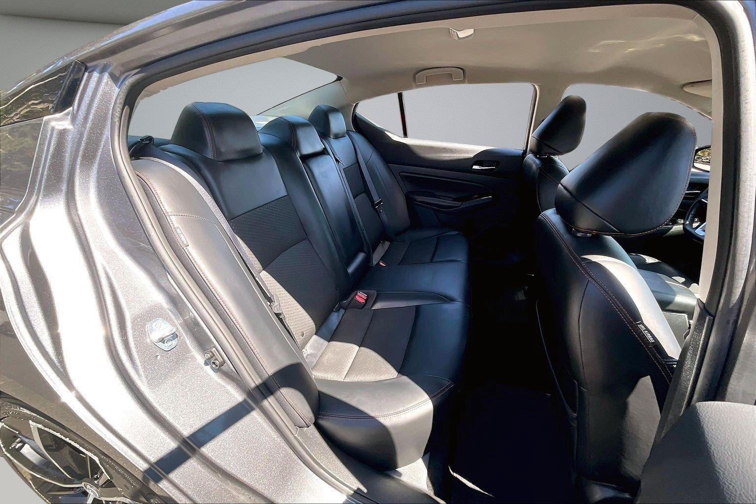 Used 2024 Nissan Altima 2.5 SR FWD image 24