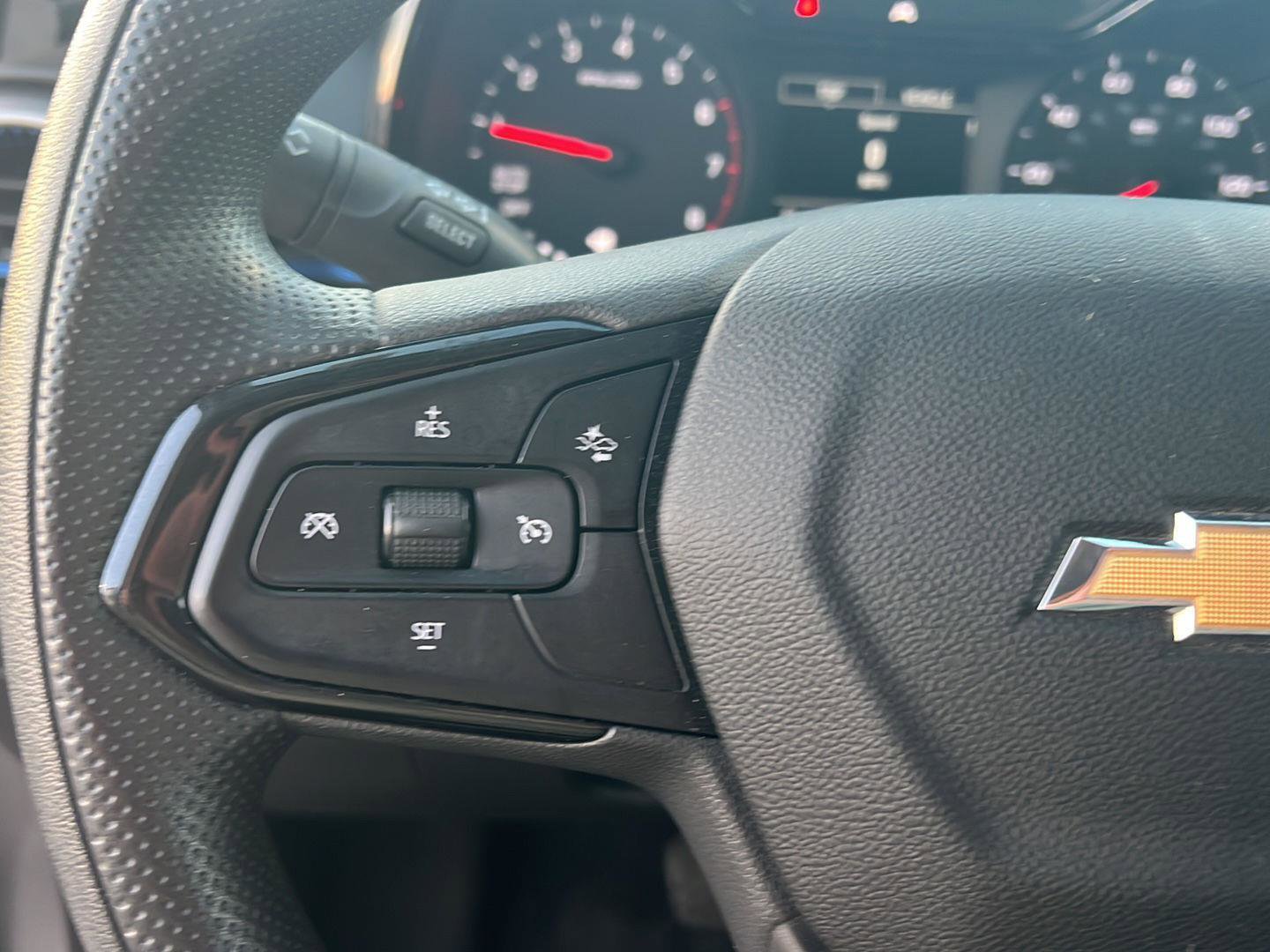 Used 2024 Chevrolet Trax LS FWD image 20